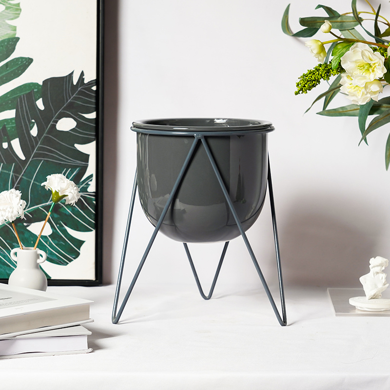 花(huā)盆鐵(tiě)架